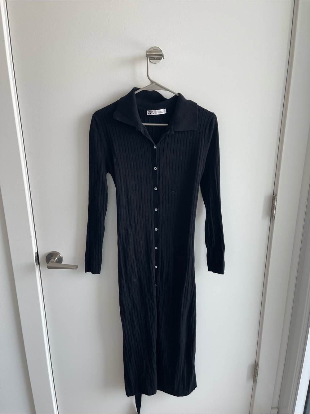 Zara Black Ribbed Button-Front Long Sleeve Dress